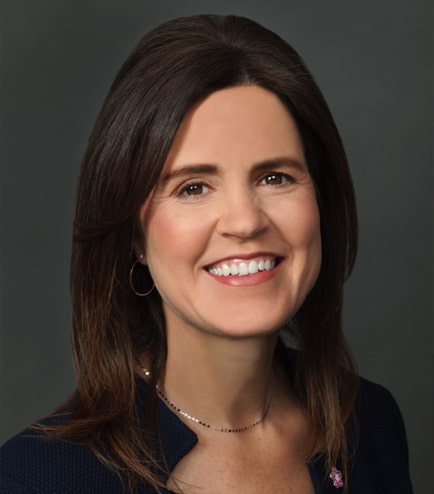 Amanda Hodges headshot