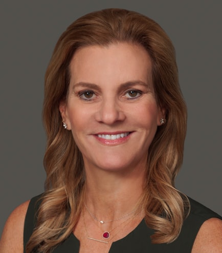 Katharine Weymouth headshot