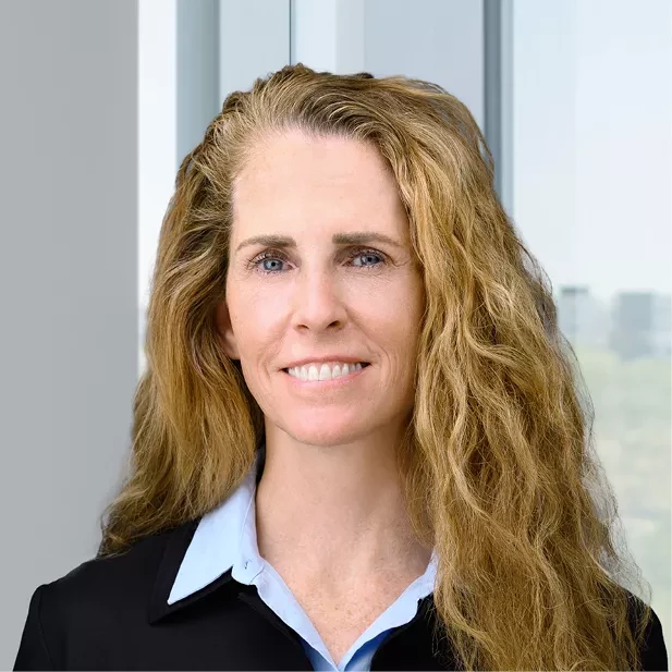 Headshot of Meg Reynolds