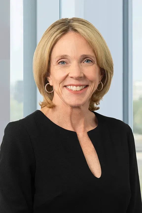 Headshot of Catharine Ellingsen