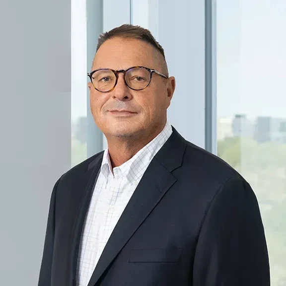 Headshot of Michael Larson